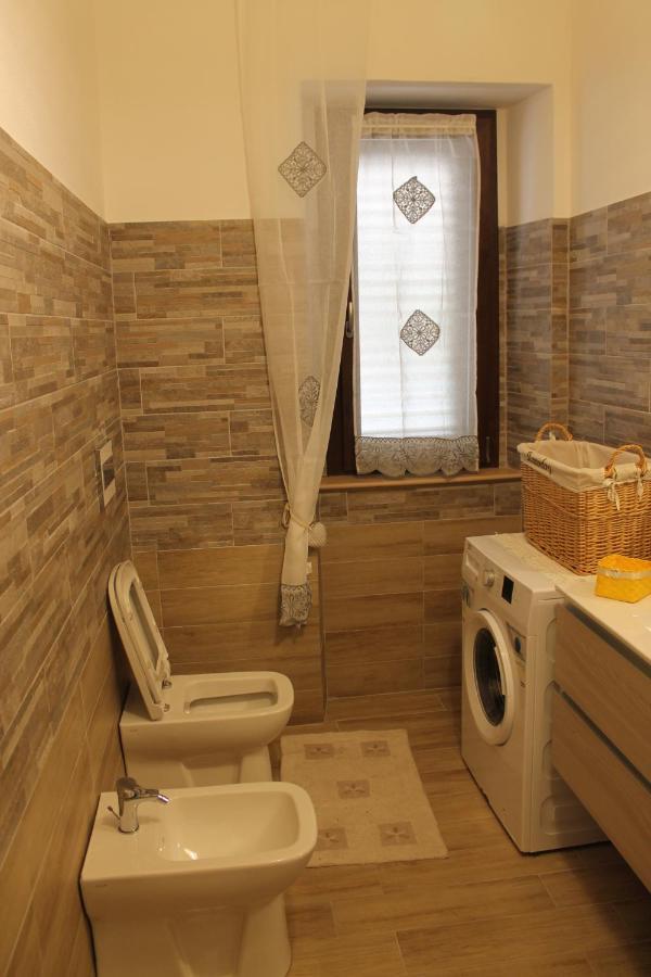Casa Vacanze Nonna Nunzia Bosa Exterior foto